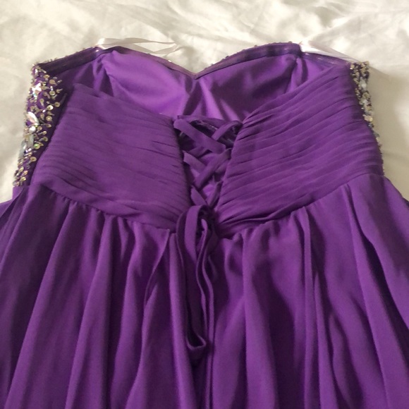 Dress - Picture 4 of 6